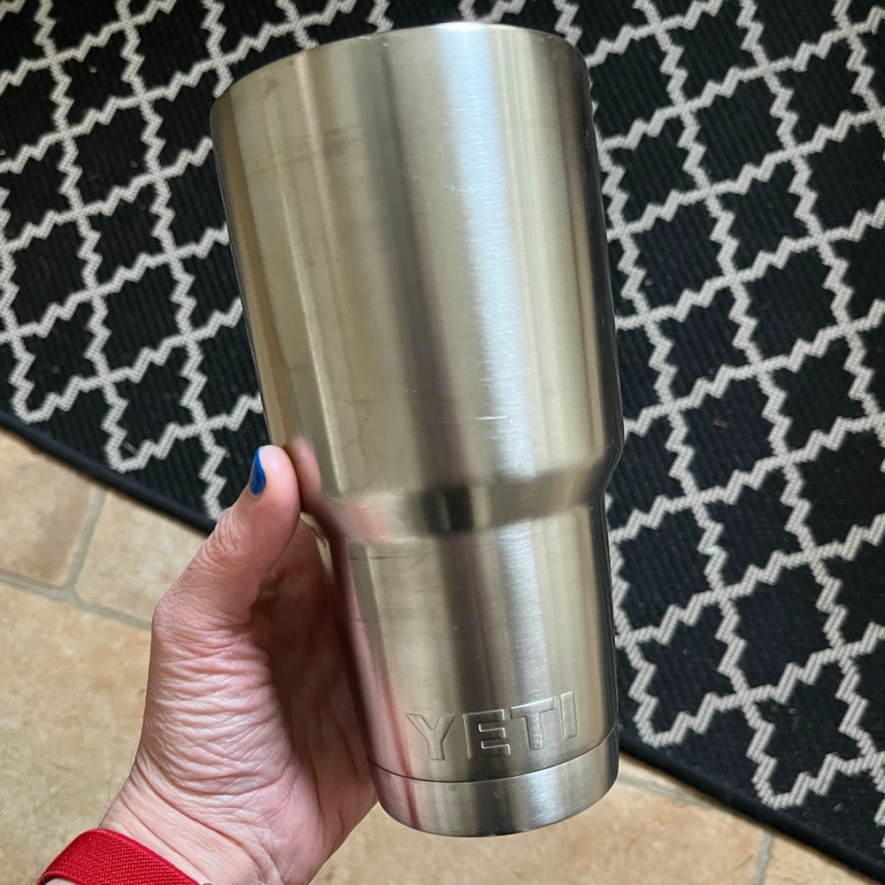 Yeti tumbler